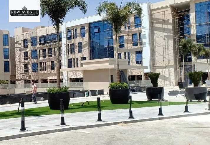 https://aqarmap.com.eg/en/listing/5638654-for-sale-cairo-new-cairo-compounds-mivida-mivida-mall