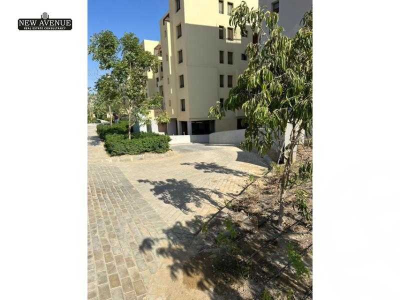 https://aqarmap.com.eg/en/listing/5638729-for-sale-cairo-6th-of-october-hadaeq-october-kmbwnd-fy-hdyq-ktwbr-o-west-tulwa-o-west
