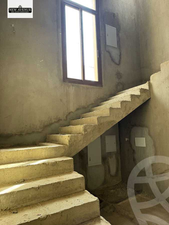 https://aqarmap.com.eg/en/listing/5641250-for-sale-cairo-new-cairo-compounds-city-gate-sapphire-city-gate