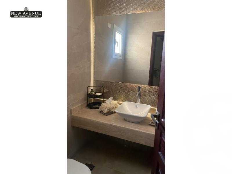 https://aqarmap.com.eg/en/listing/5643129-for-sale-cairo-new-cairo-compounds-hyde-park-centre-ville-hyde-park