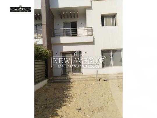 https://aqarmap.com.eg/ar/listing/5644192-for-sale-cairo-new-cairo-compounds-mountain-view-hyde-park