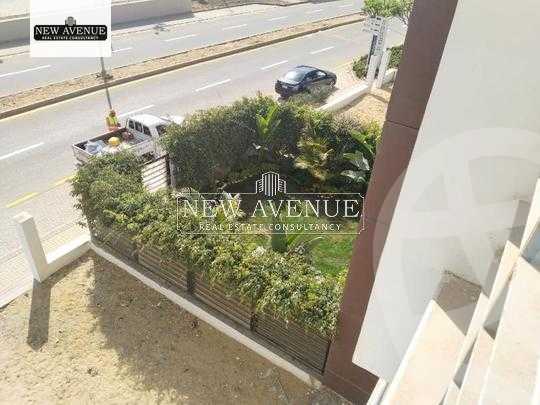 https://aqarmap.com.eg/ar/listing/5644192-for-sale-cairo-new-cairo-compounds-mountain-view-hyde-park