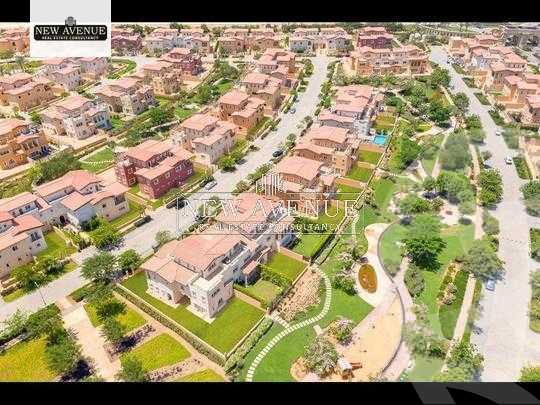 https://aqarmap.com.eg/ar/listing/5644192-for-sale-cairo-new-cairo-compounds-mountain-view-hyde-park