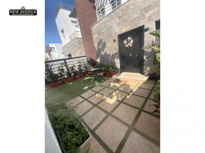 https://aqarmap.com.eg/en/listing/5644704-for-sale-cairo-new-cairo-compounds-hyde-park-centre-ville-hyde-park