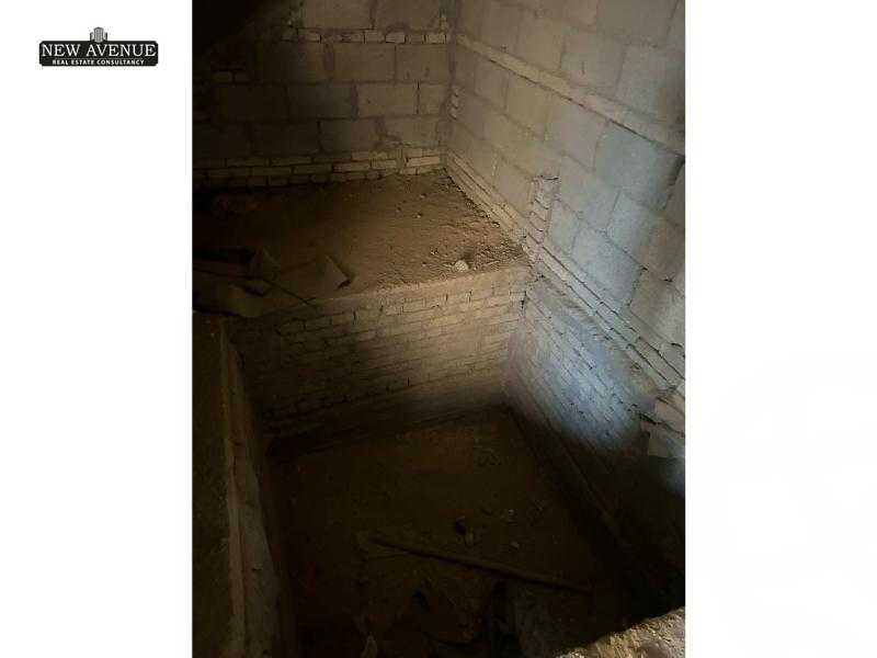 https://aqarmap.com.eg/en/listing/5645893-for-sale-cairo-new-cairo-compounds-blm-hylz-nyw-kyrw