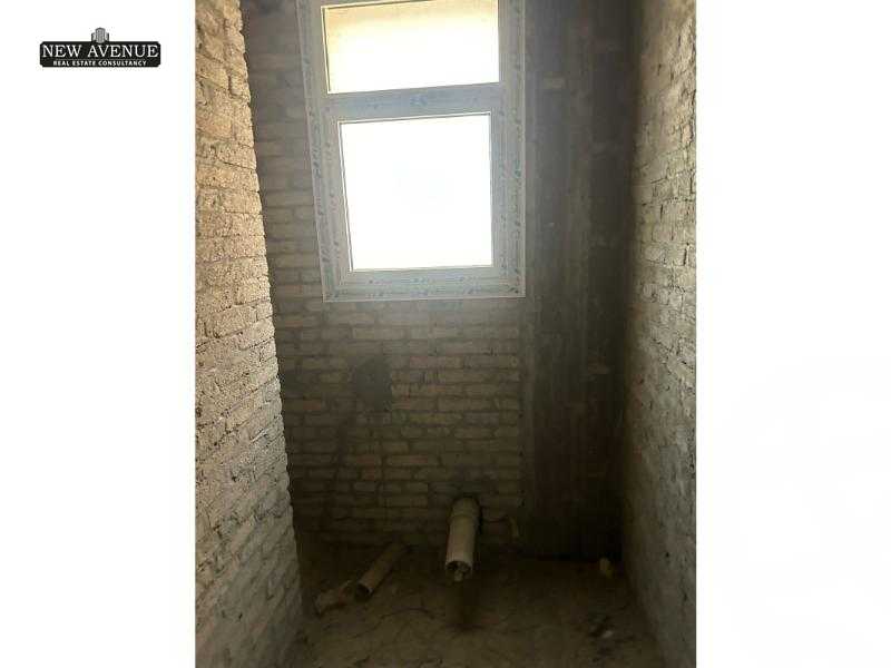 https://aqarmap.com.eg/en/listing/5645893-for-sale-cairo-new-cairo-compounds-blm-hylz-nyw-kyrw