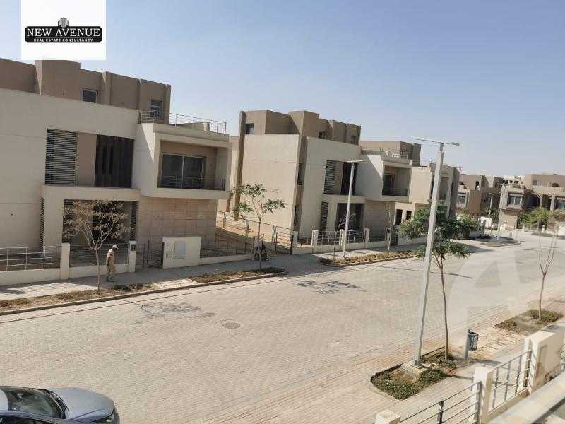 https://aqarmap.com.eg/en/listing/5650247-for-sale-cairo-new-cairo-compounds-blm-hylz-nyw-kyrw