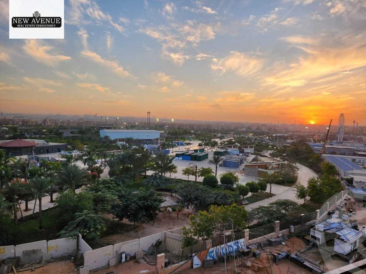 https://aqarmap.com.eg/ar/listing/5652602-for-sale-cairo-el-sheikh-zayed-city-compounds-zyd-wr-llttwyr-park-towers-zed-el-sheikh-zayed-compound
