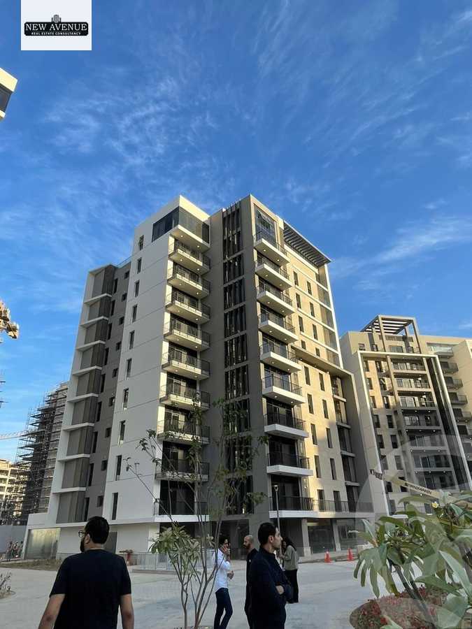 https://aqarmap.com.eg/ar/listing/5652602-for-sale-cairo-el-sheikh-zayed-city-compounds-zyd-wr-llttwyr-park-towers-zed-el-sheikh-zayed-compound