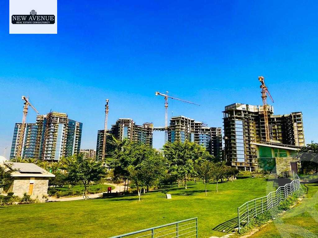 https://aqarmap.com.eg/ar/listing/5652602-for-sale-cairo-el-sheikh-zayed-city-compounds-zyd-wr-llttwyr-park-towers-zed-el-sheikh-zayed-compound