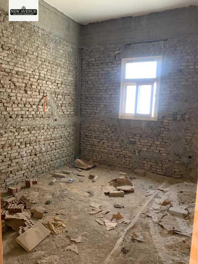 https://aqarmap.com.eg/en/listing/5652771-for-sale-cairo-new-cairo-compounds-maxim-mall