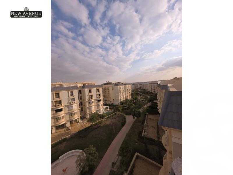 https://aqarmap.com.eg/en/listing/5662317-for-sale-cairo-new-cairo-compounds-mountain-view-hyde-park