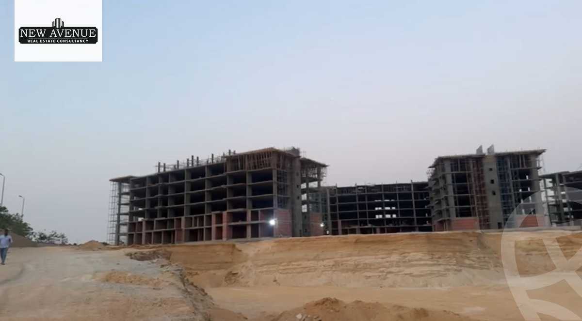 https://aqarmap.com.eg/en/listing/5662674-for-sale-cairo-new-cairo-compounds-the-water-way