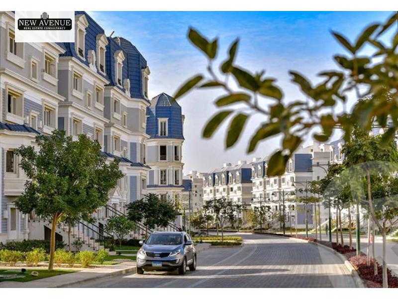 https://aqarmap.com.eg/ar/listing/5663849-for-sale-cairo-new-cairo-compounds-mountain-view-hyde-park