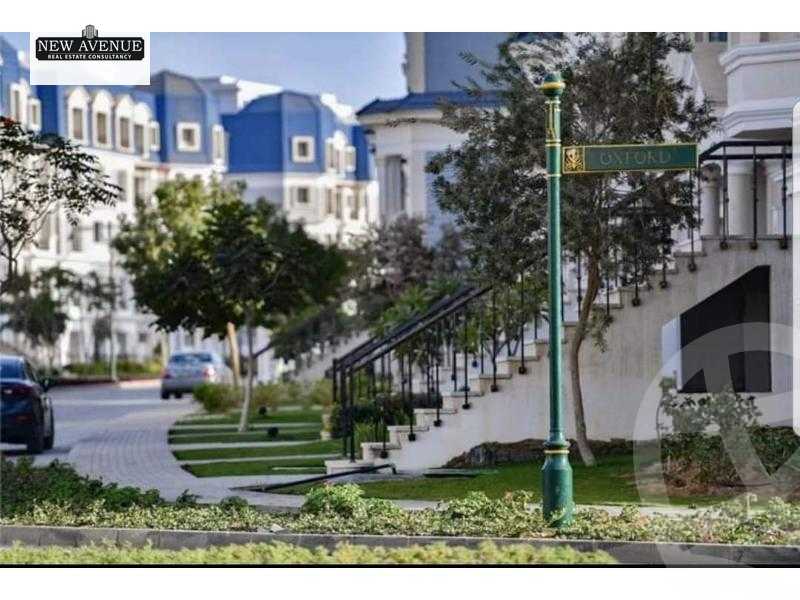 https://aqarmap.com.eg/en/listing/5664256-for-sale-cairo-new-cairo-compounds-mountain-view-hyde-park