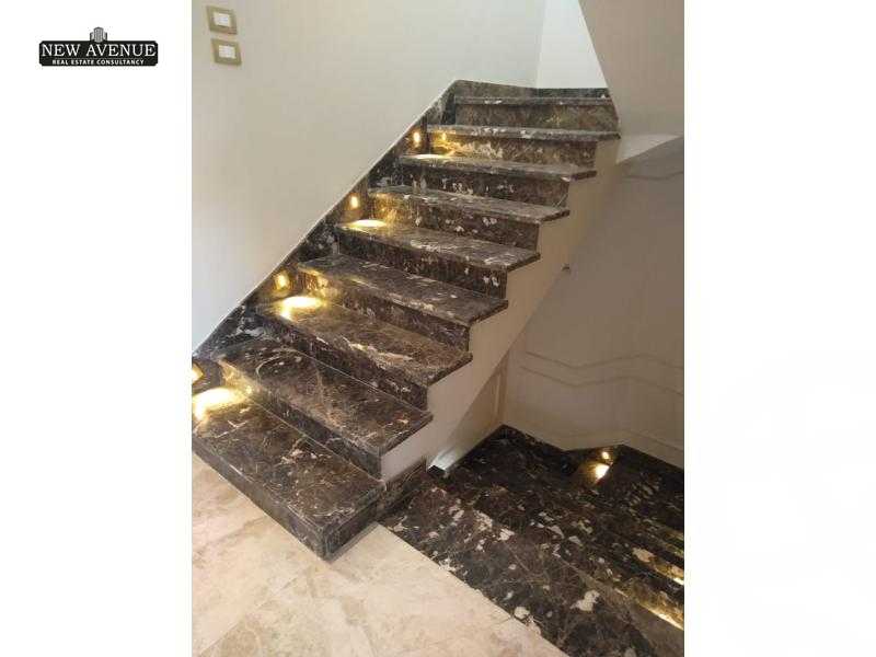 https://aqarmap.com.eg/en/listing/5664534-for-sale-cairo-new-cairo-compounds-hyde-park-centre-ville-hyde-park