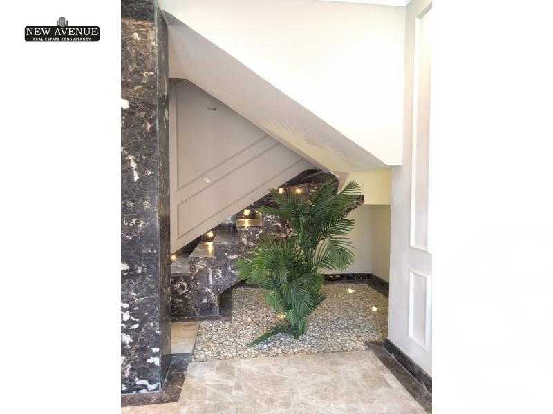 https://aqarmap.com.eg/en/listing/5664534-for-sale-cairo-new-cairo-compounds-hyde-park-centre-ville-hyde-park