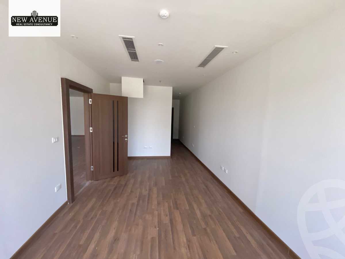 https://aqarmap.com.eg/ar/listing/5667509-for-sale-cairo-new-cairo-compounds-eastown-eastown-parks