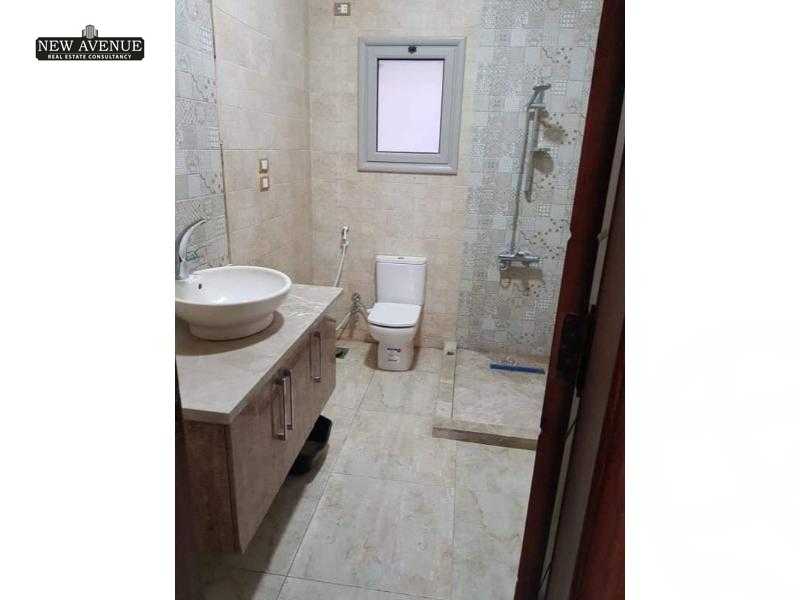 https://aqarmap.com.eg/en/listing/5684675-for-sale-cairo-new-cairo-compounds-moon-valley