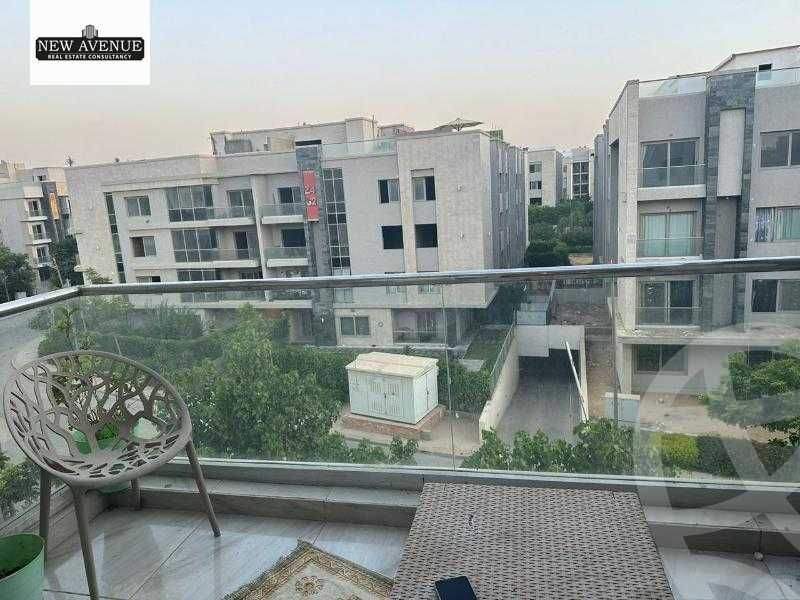 https://aqarmap.com.eg/en/listing/5684675-for-sale-cairo-new-cairo-compounds-moon-valley
