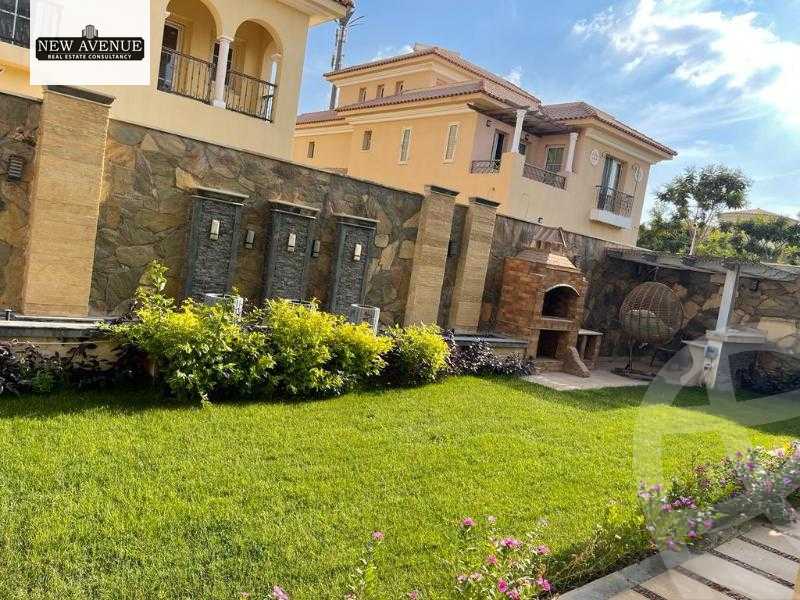 https://aqarmap.com.eg/ar/listing/5687824-for-sale-cairo-new-cairo-compounds-hyde-park-centre-ville-hyde-park