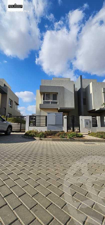 https://aqarmap.com.eg/en/listing/5696216-for-sale-cairo-new-cairo-compounds-hyde-park-centre-ville-hyde-park