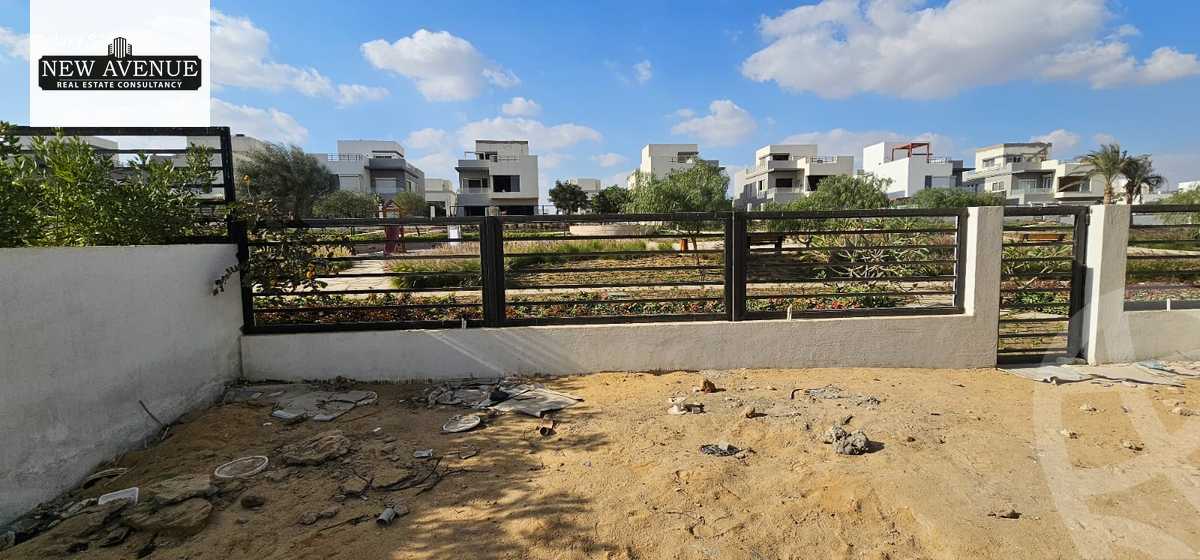 https://aqarmap.com.eg/en/listing/5696216-for-sale-cairo-new-cairo-compounds-hyde-park-centre-ville-hyde-park