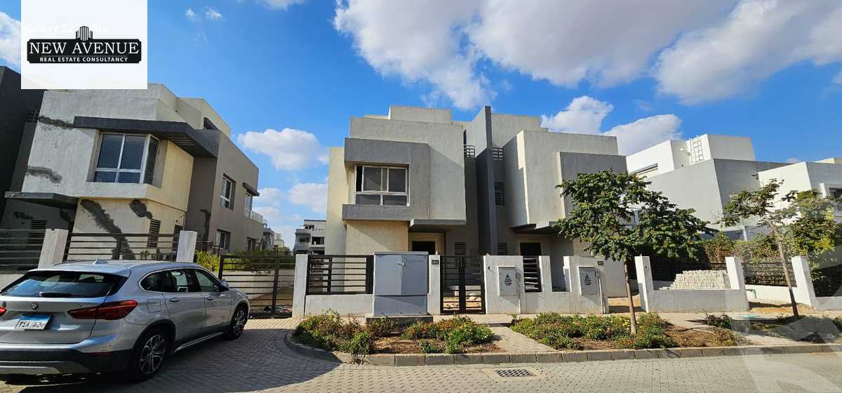 https://aqarmap.com.eg/en/listing/5696216-for-sale-cairo-new-cairo-compounds-hyde-park-centre-ville-hyde-park