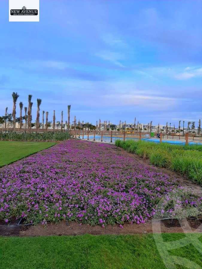 https://aqarmap.com.eg/en/listing/5696323-for-sale-cairo-new-cairo-compounds-hyde-park