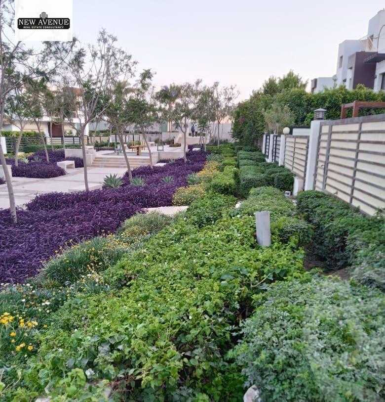 https://aqarmap.com.eg/en/listing/5696323-for-sale-cairo-new-cairo-compounds-hyde-park