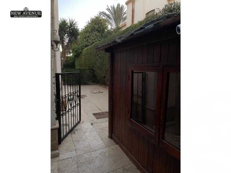 https://aqarmap.com.eg/ar/listing/5696322-for-sale-cairo-new-cairo-lrhb-city-phase-1-ahmed-rami-st