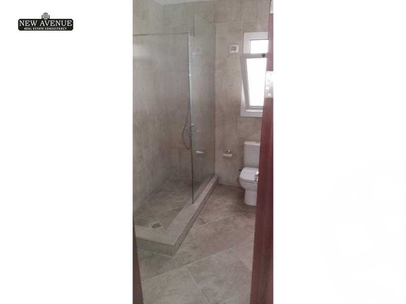 https://aqarmap.com.eg/ar/listing/5708586-for-sale-cairo-new-cairo-compounds-hyde-park-hpr-hyde-park