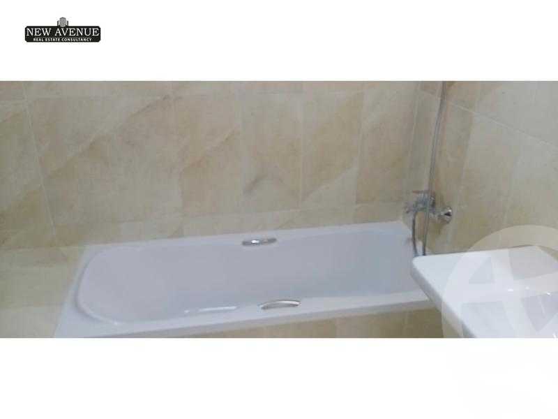 https://aqarmap.com.eg/ar/listing/5708586-for-sale-cairo-new-cairo-compounds-hyde-park-hpr-hyde-park