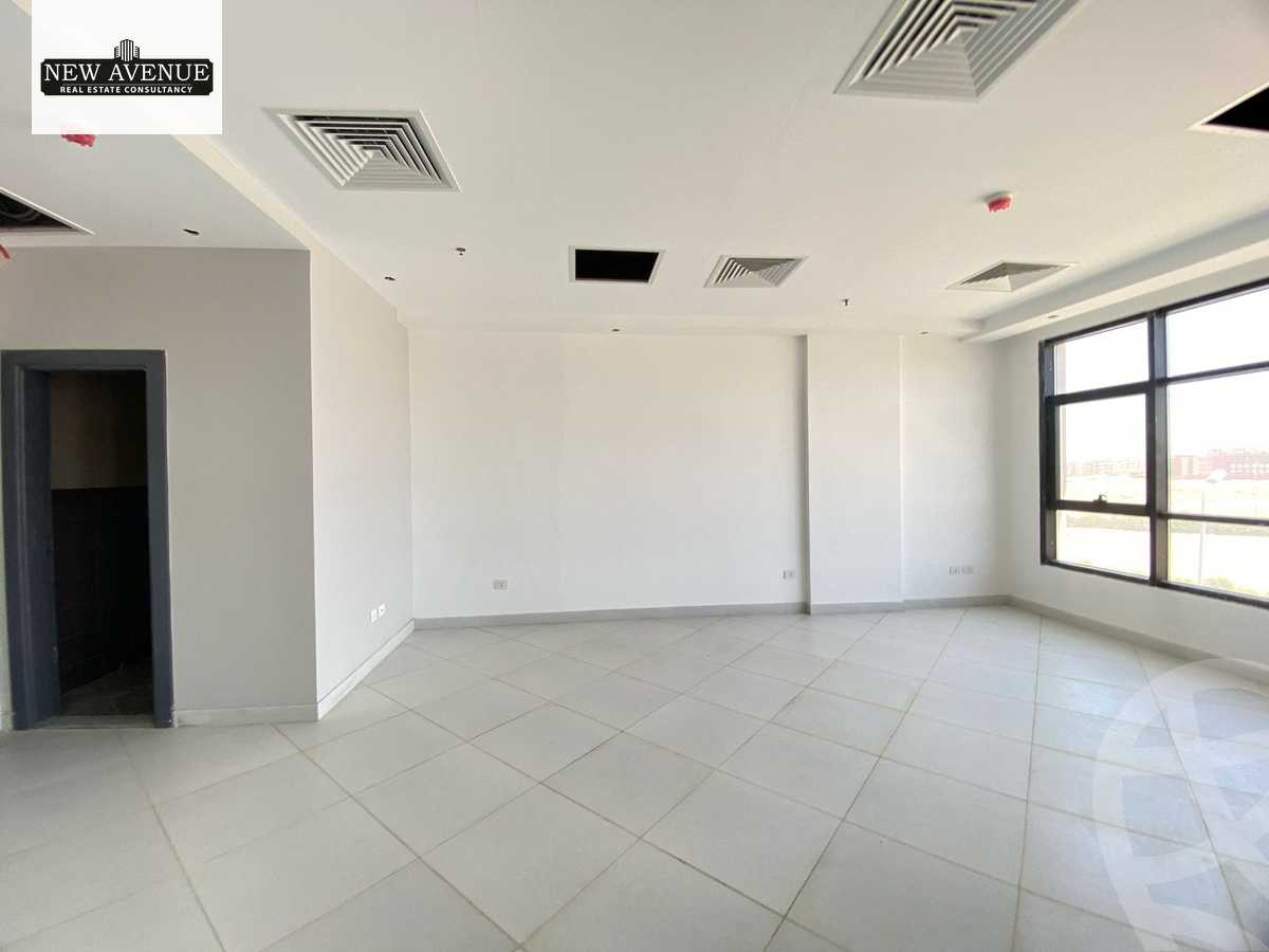 https://aqarmap.com.eg/ar/listing/5713628-for-rent-cairo-new-cairo-compounds-hyde-park-centre-ville-hyde-park