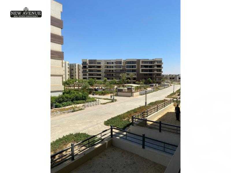 https://aqarmap.com.eg/en/listing/5714368-for-sale-cairo-new-cairo-compounds-blm-hylz-nyw-kyrw