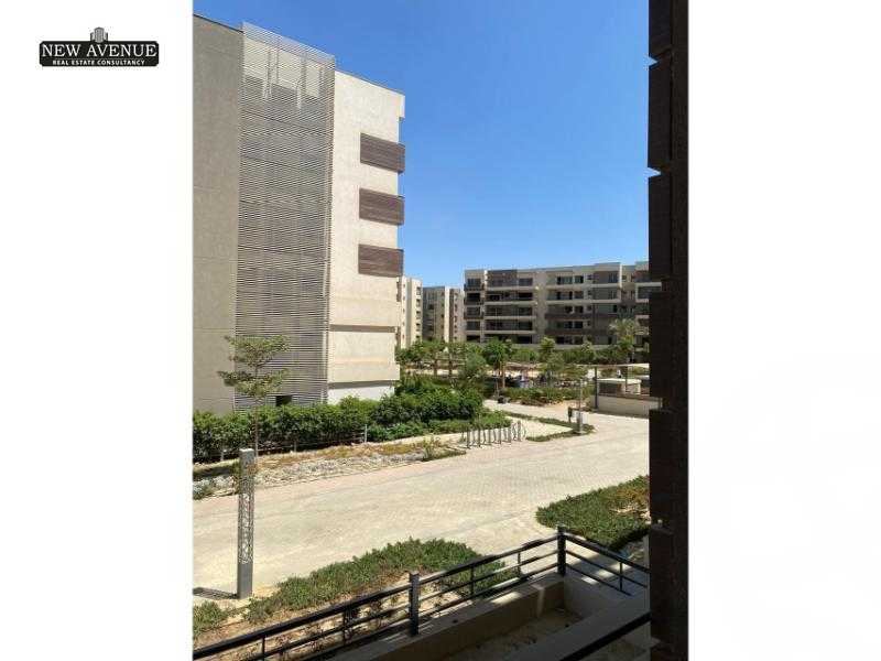https://aqarmap.com.eg/en/listing/5714368-for-sale-cairo-new-cairo-compounds-blm-hylz-nyw-kyrw