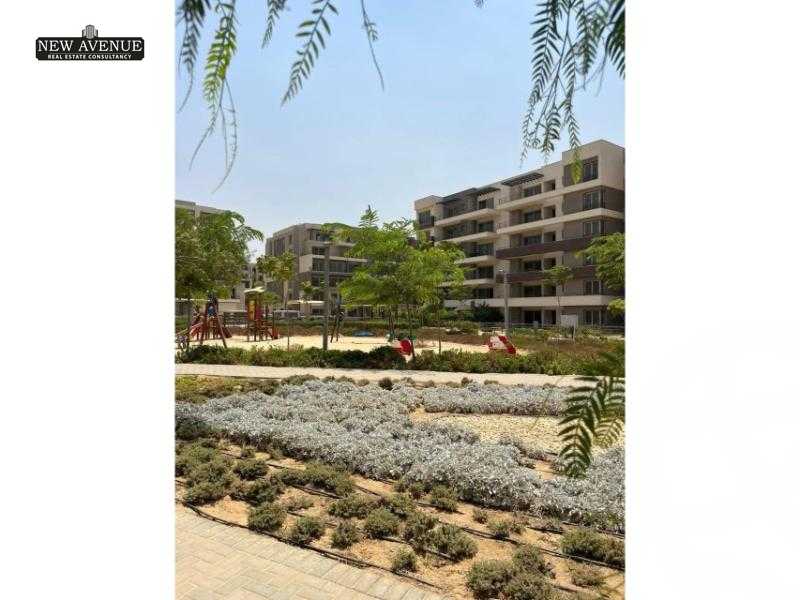 https://aqarmap.com.eg/en/listing/5717594-for-sale-cairo-new-cairo-compounds-cleo-water-residence-palm-hills