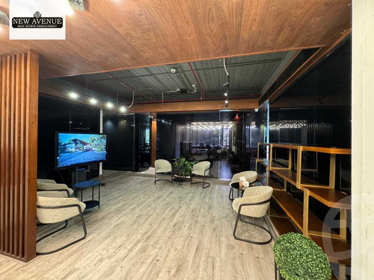 https://aqarmap.com.eg/ar/listing/5719947-for-sale-cairo-new-cairo-compounds-hyde-park-centre-ville-hyde-park