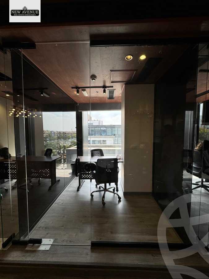 https://aqarmap.com.eg/ar/listing/5719947-for-sale-cairo-new-cairo-compounds-hyde-park-centre-ville-hyde-park