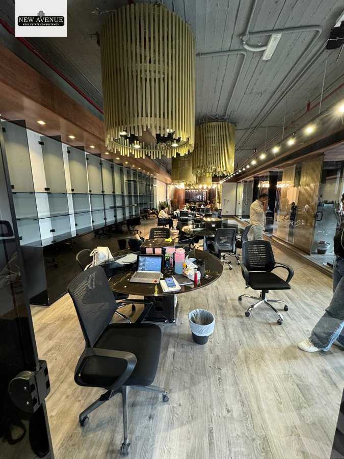 https://aqarmap.com.eg/ar/listing/5719947-for-sale-cairo-new-cairo-compounds-hyde-park-centre-ville-hyde-park