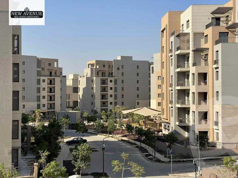 https://aqarmap.com.eg/ar/listing/5730420-for-sale-cairo-new-cairo-compounds-district-5-the-plateau-district-5