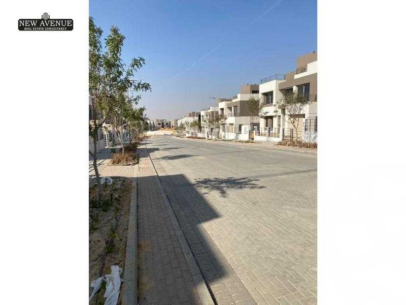https://aqarmap.com.eg/en/listing/5731891-for-sale-cairo-new-cairo-compounds-blm-hylz-nyw-kyrw