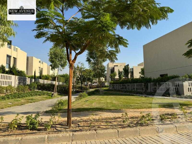 https://aqarmap.com.eg/en/listing/5733605-for-sale-cairo-el-shorouk-compounds-alborouj