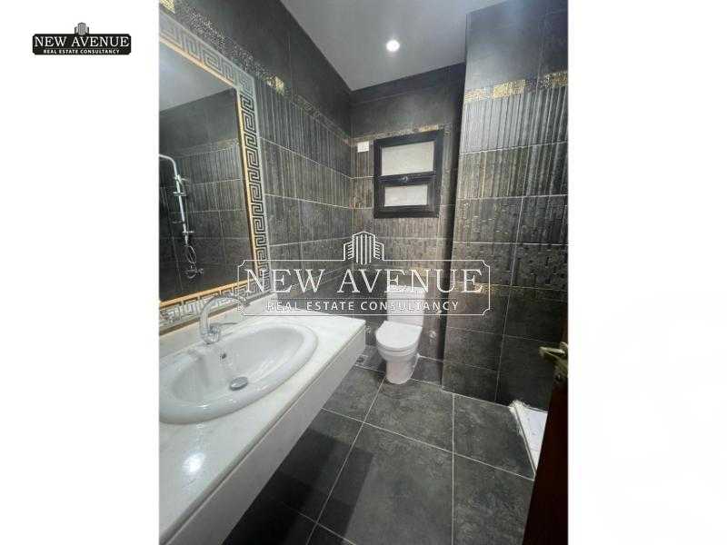 https://aqarmap.com.eg/en/listing/5734236-for-sale-cairo-new-cairo-compounds-villette-kmbwnd-sky-kwndwz-swdyk-villette