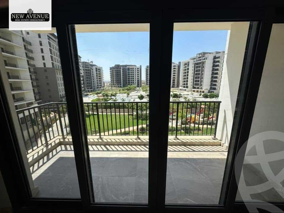 https://aqarmap.com.eg/en/listing/5736246-for-sale-cairo-el-sheikh-zayed-city-compounds-zyd-wr-llttwyr-park-towers-zed-el-sheikh-zayed-compound