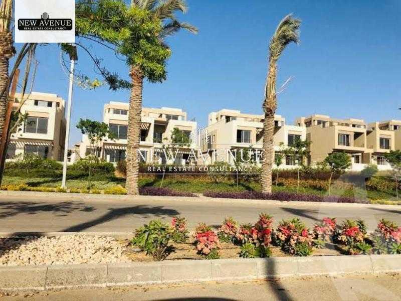 https://aqarmap.com.eg/en/listing/5740864-for-sale-cairo-new-cairo-compounds-blm-hylz-nyw-kyrw