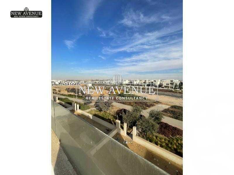 https://aqarmap.com.eg/ar/listing/5741168-for-sale-cairo-new-cairo-compounds-hyde-park-centre-ville-hyde-park