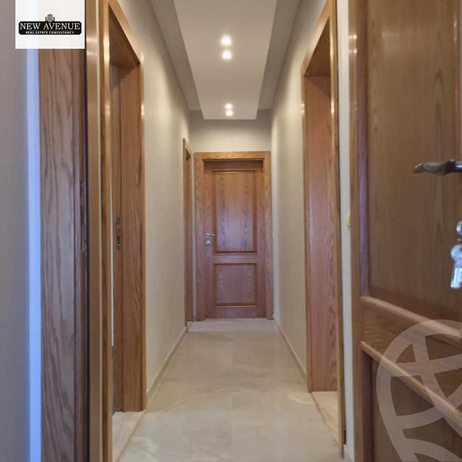 https://aqarmap.com.eg/en/listing/5741827-for-sale-cairo-new-cairo-compounds-mountain-view-hyde-park