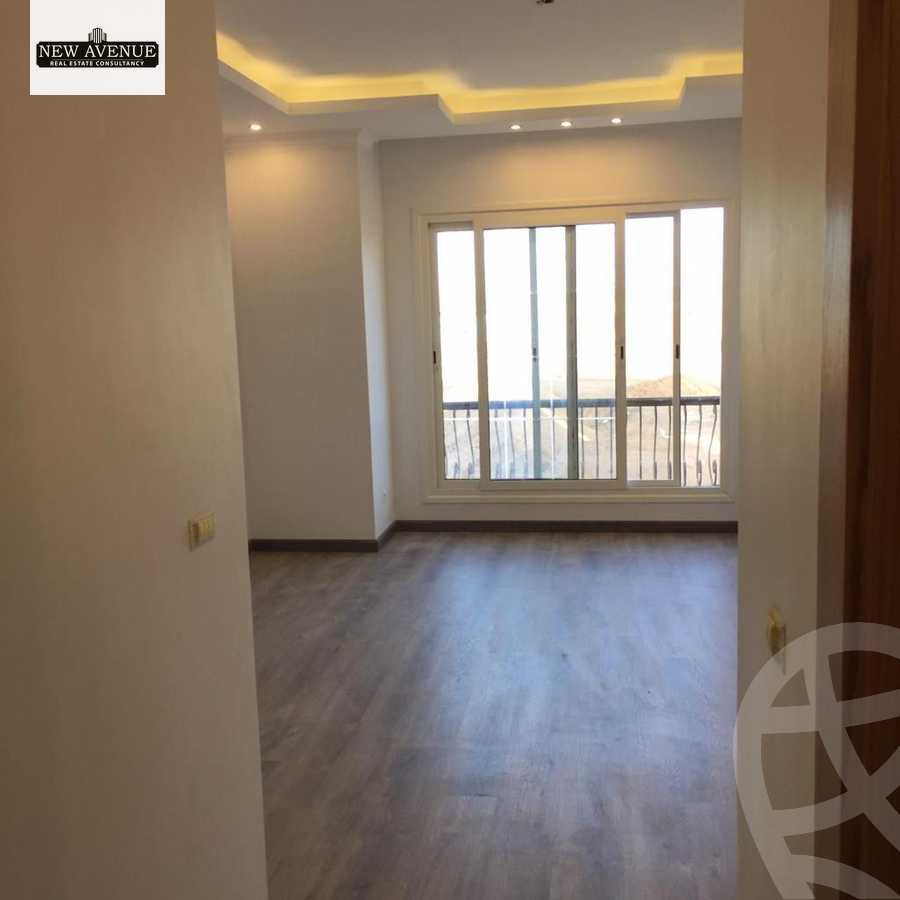 https://aqarmap.com.eg/en/listing/5741827-for-sale-cairo-new-cairo-compounds-mountain-view-hyde-park