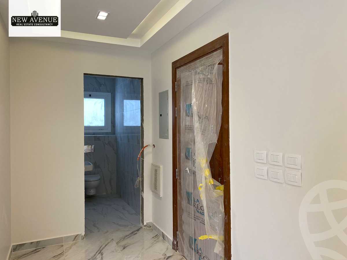 https://aqarmap.com.eg/ar/listing/5754931-for-sale-cairo-new-cairo-compounds-hyde-park-centre-ville-hyde-park